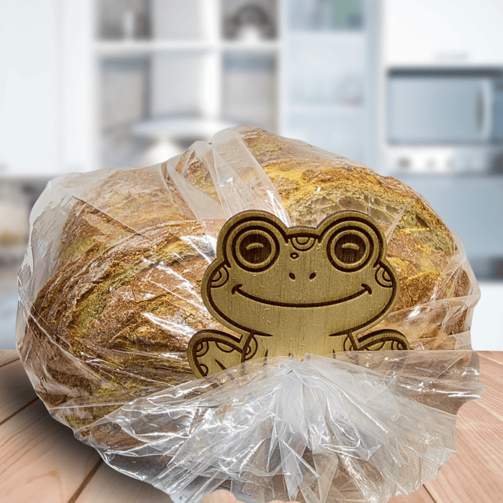 Funny Frog Wooden Bread Clip: Hop Off My Loaf